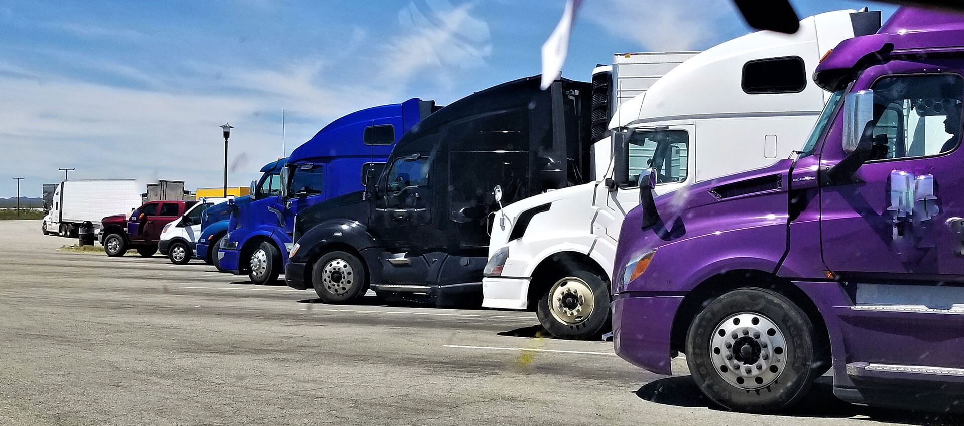 How to Find the Best Trucking Company to Work For